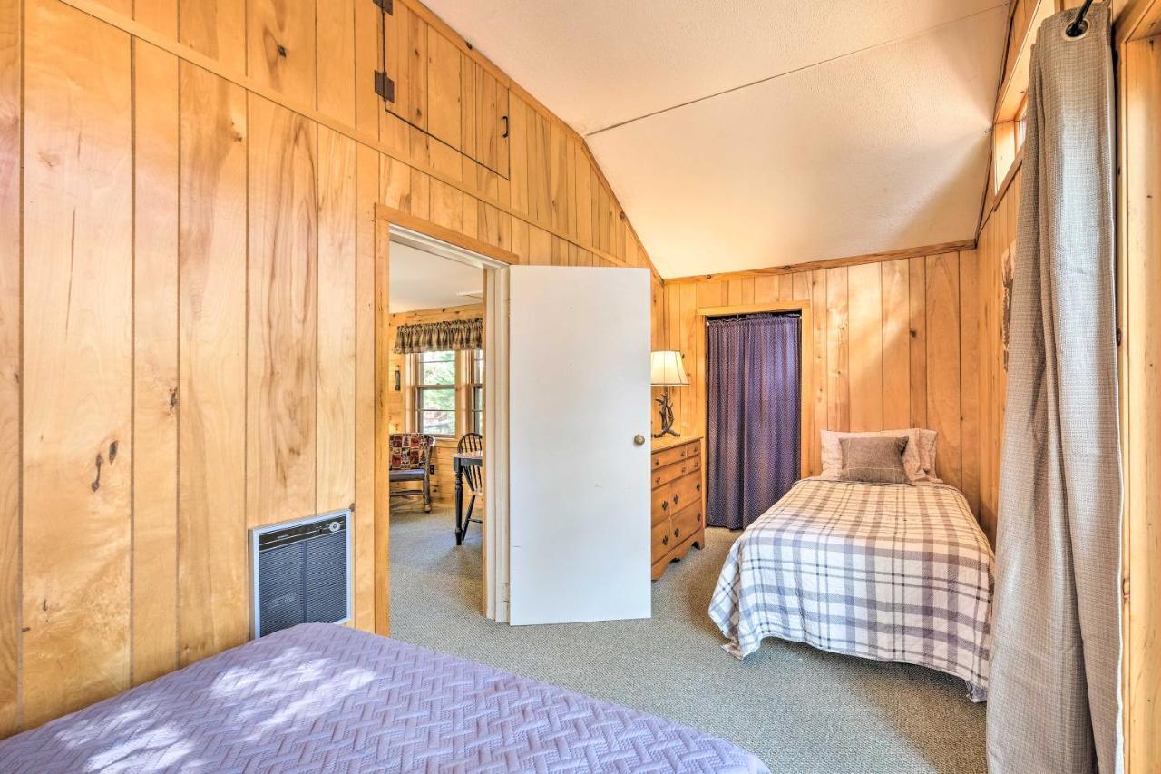 Lake Pleasant Cabin On 3 Acres With Kayaks And Beach! Exterior foto
